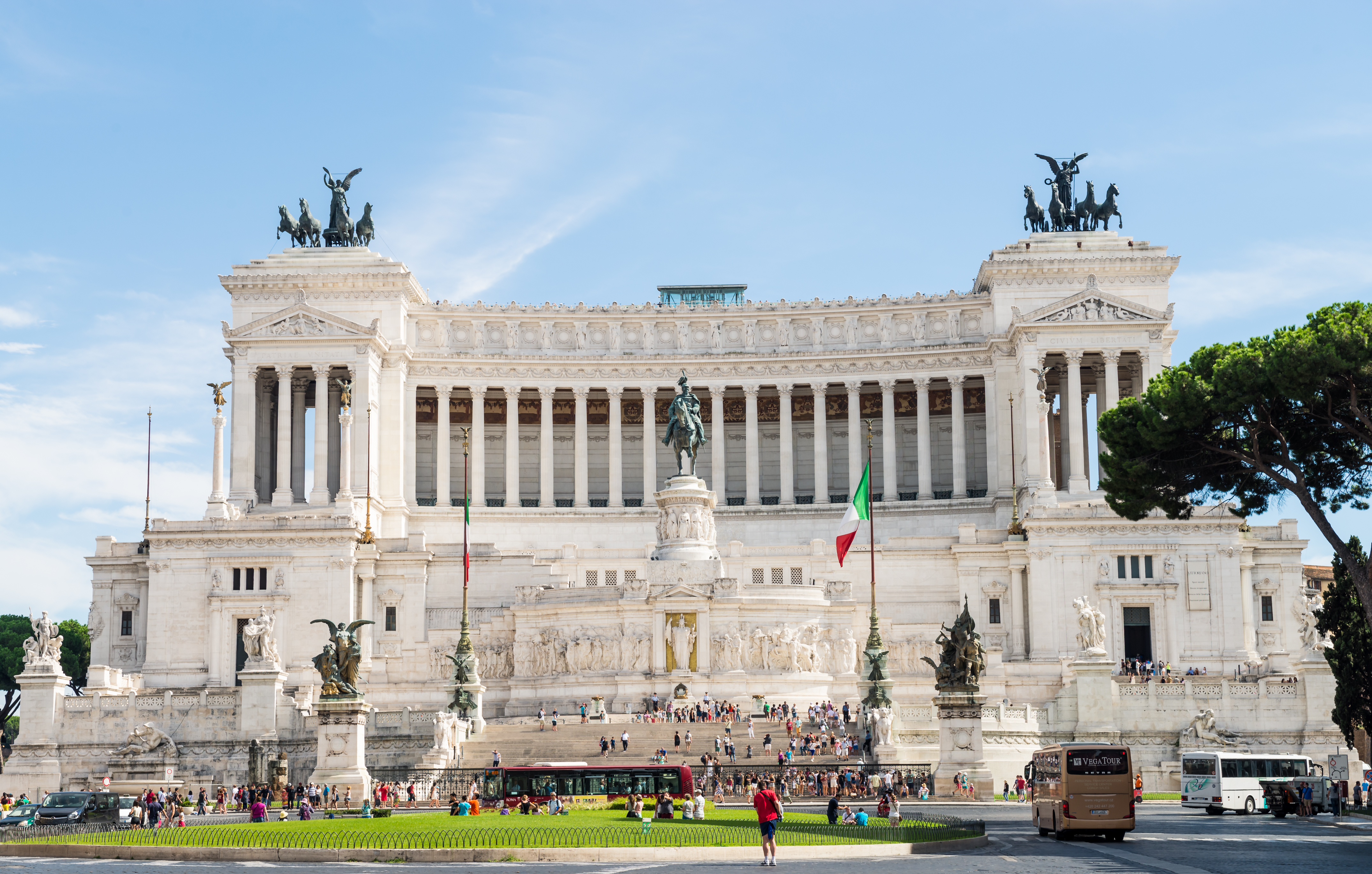 Italian parlamenttirakennus Roomassa.