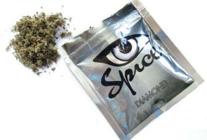 1024px-Spice_drug%20web