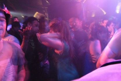 dancing-206740_1280