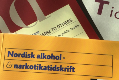 Bild av gamla nummer av tidskriften NAD