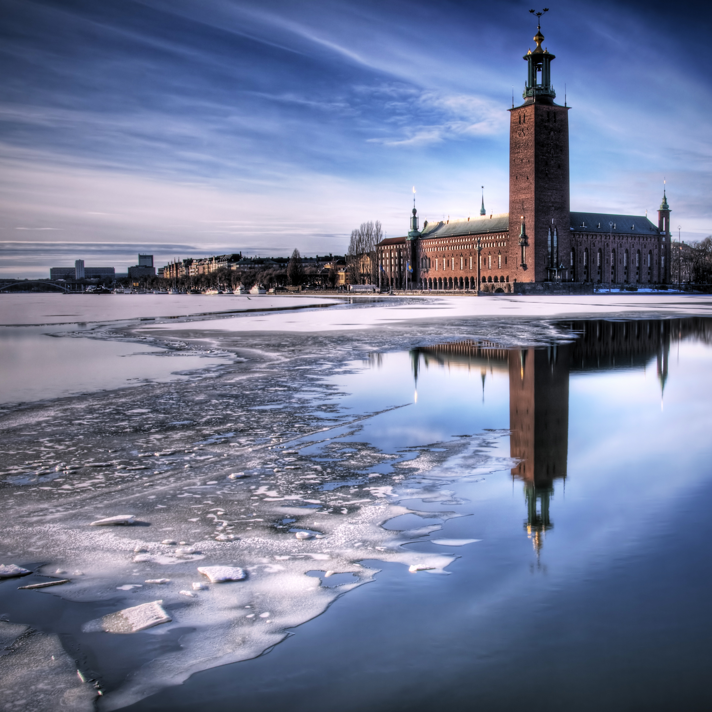 Stockholms stadshus på vintern
