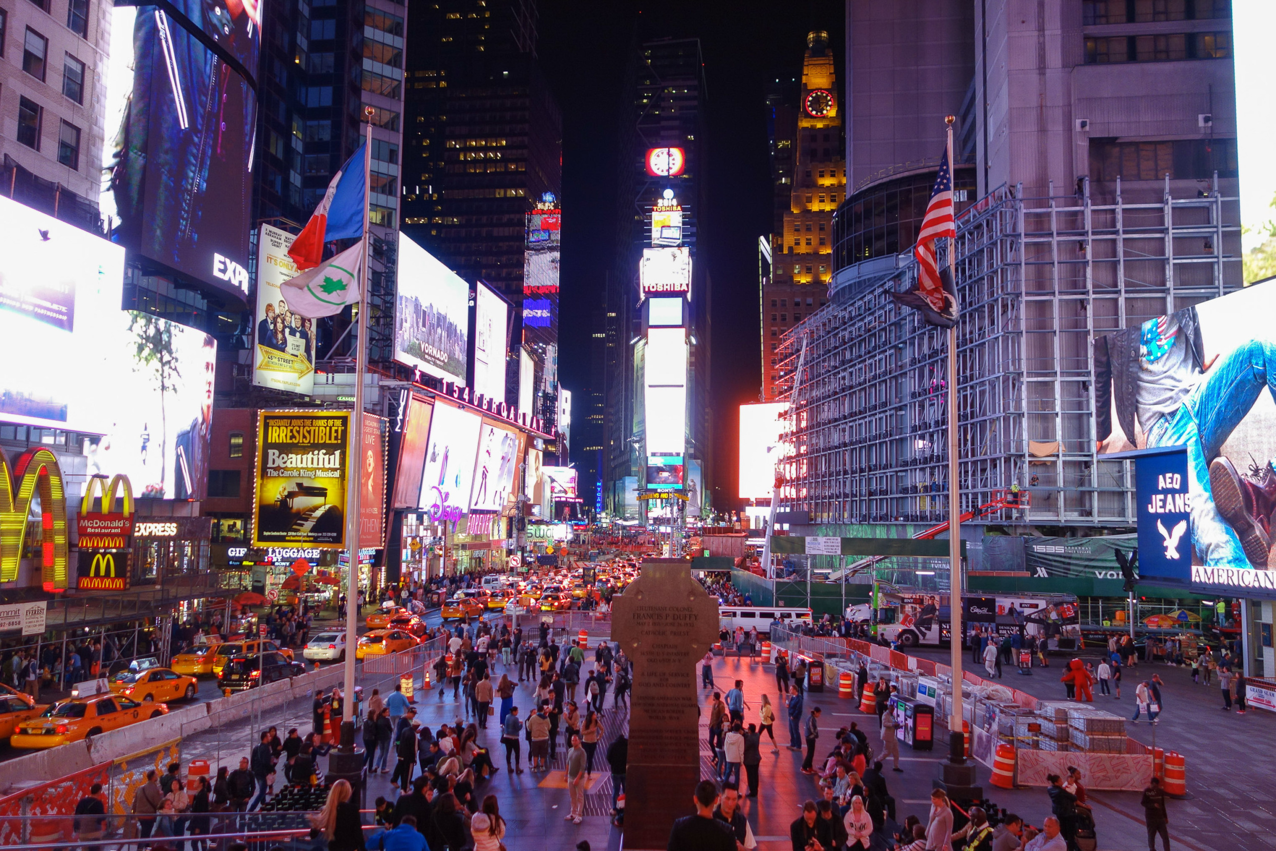 New York oli yksi ensimmäisistä Yhdysvaltojen osavaltioista joka kielsi makuaineet sähkösavukkeissa.