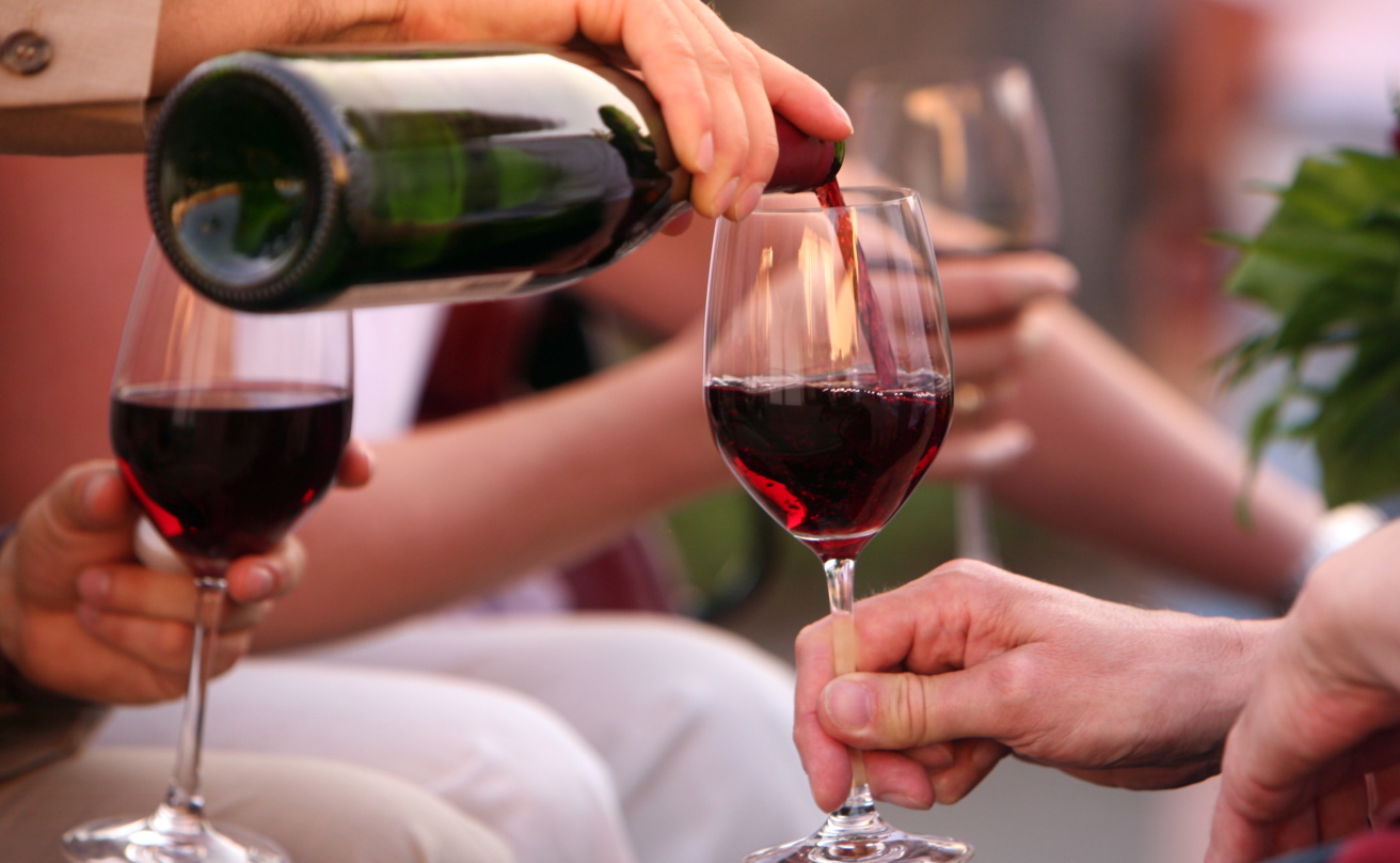 Europas alkoholkonsumtion leder fortfarande till många dödsfall