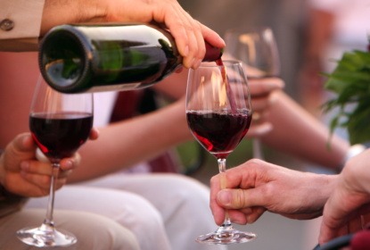 Europas alkoholkonsumtion leder fortfarande till många dödsfall
