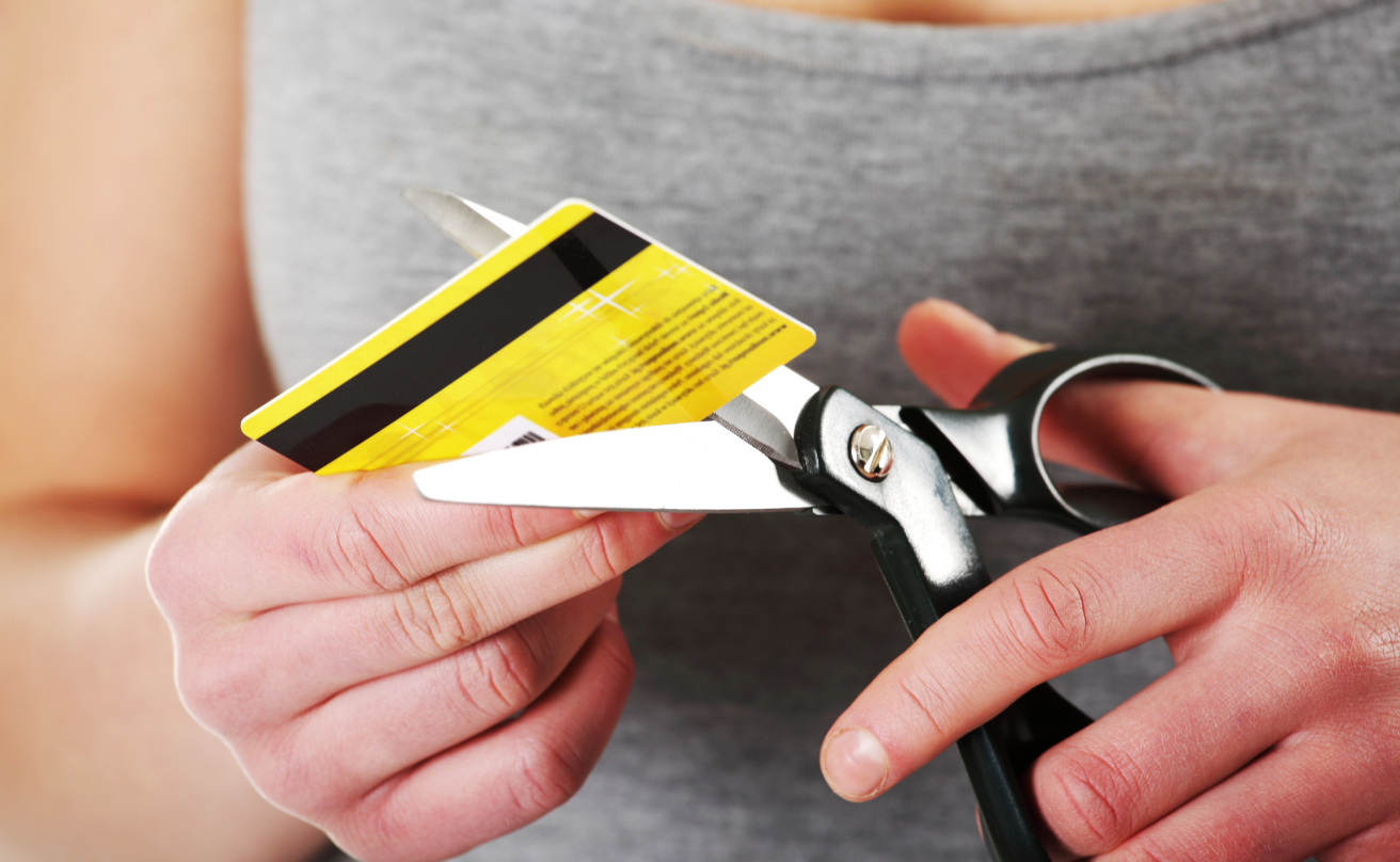 Woman has to destroy her credit card