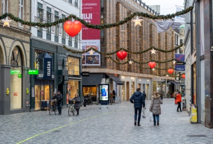 44160768-shopping-street-with-christmas-decoration-in-copenhagen