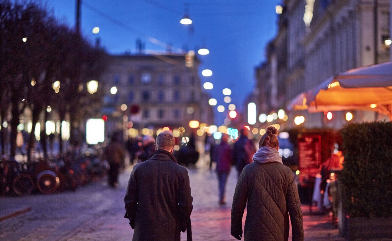 50142879-a-couple-walking-in-the-city-at-night-in-copenhagen