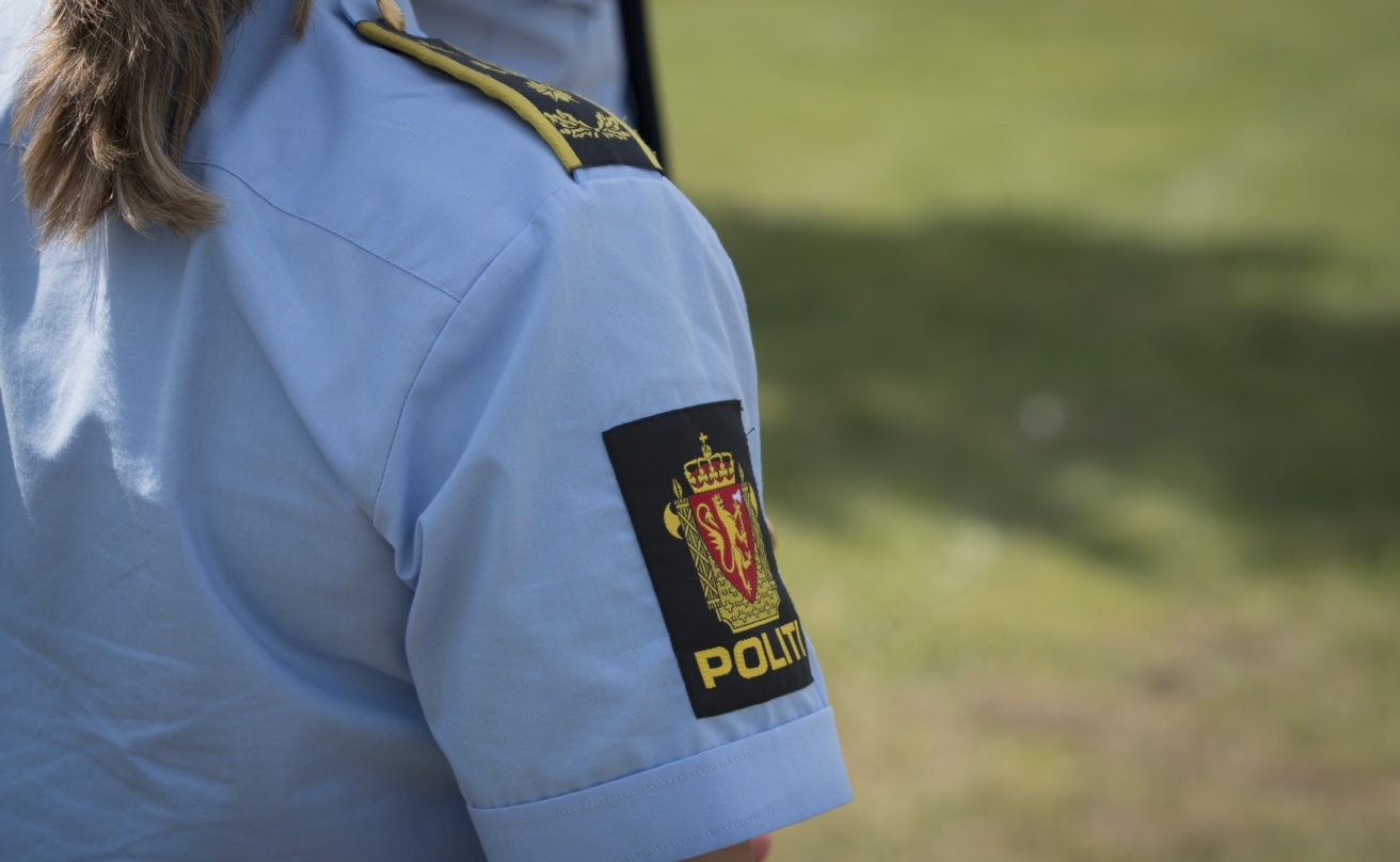 16922473-norwegian-police-officer