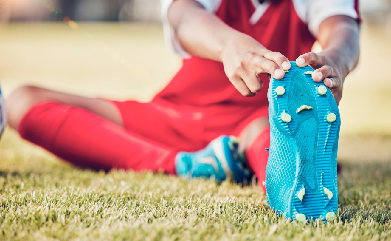 Soccer player on sportsfield