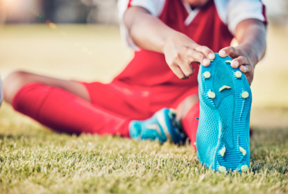 Soccer player on sportsfield