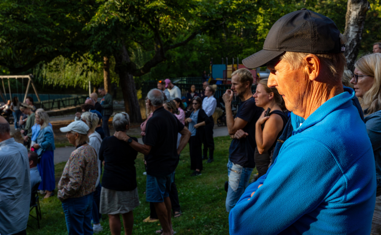 Citizens meet