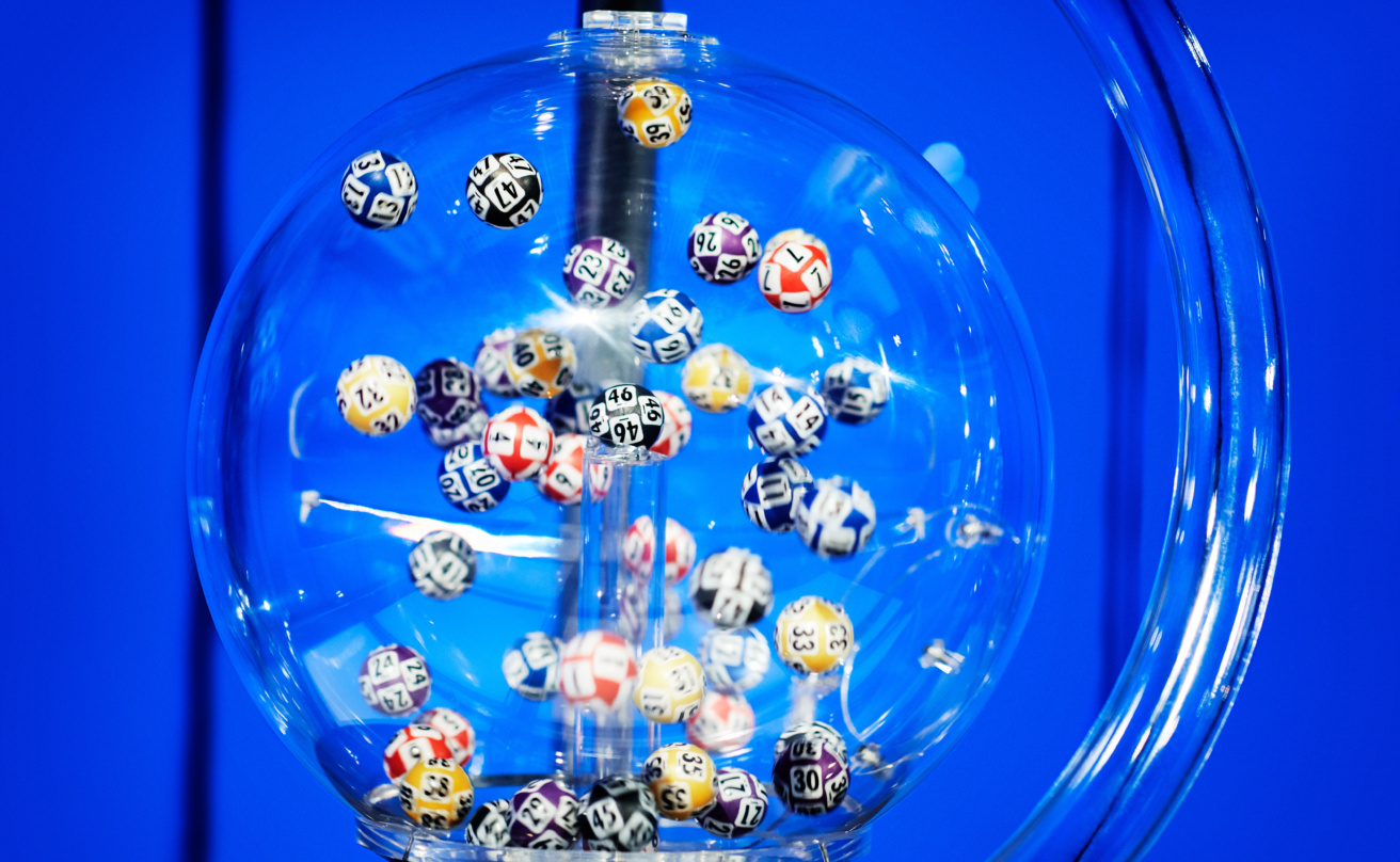 Lotto blue background