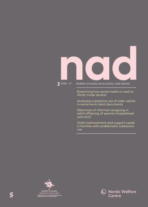 Omslag av NAD 2/2026, beige med rosa nad-text