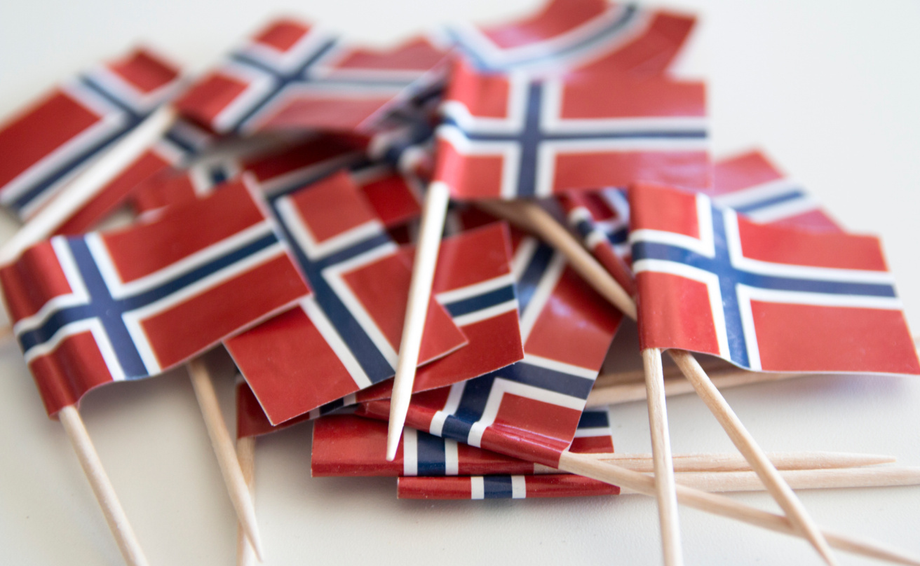mp31632097-norwegian-constitution-day.jpg